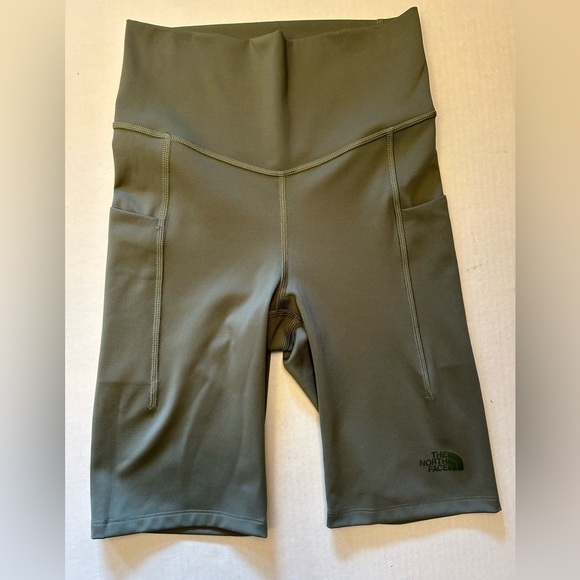 The North Face Motivation high rise fitted short with logo on left thigh Sz-S O8 - Picture 8 of 12